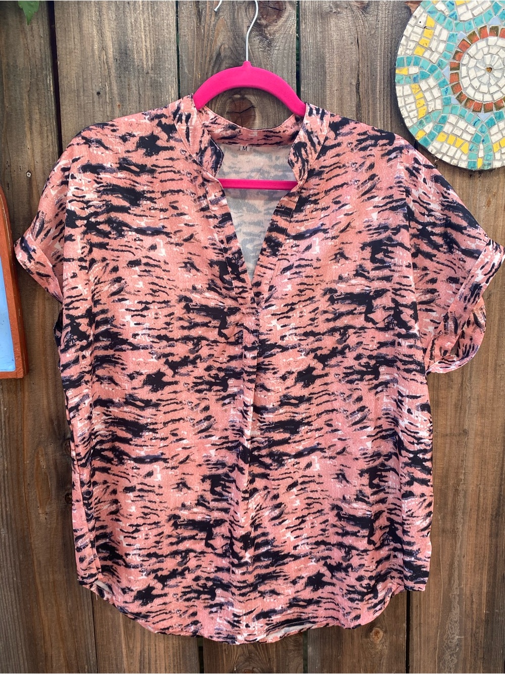 Women's Pink Abstract Print Short Sleeve Blouse